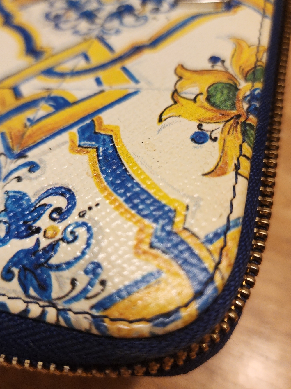 Dolce & Gabbana Yellow & Blue Printed Wallet - Picture 12 of 16